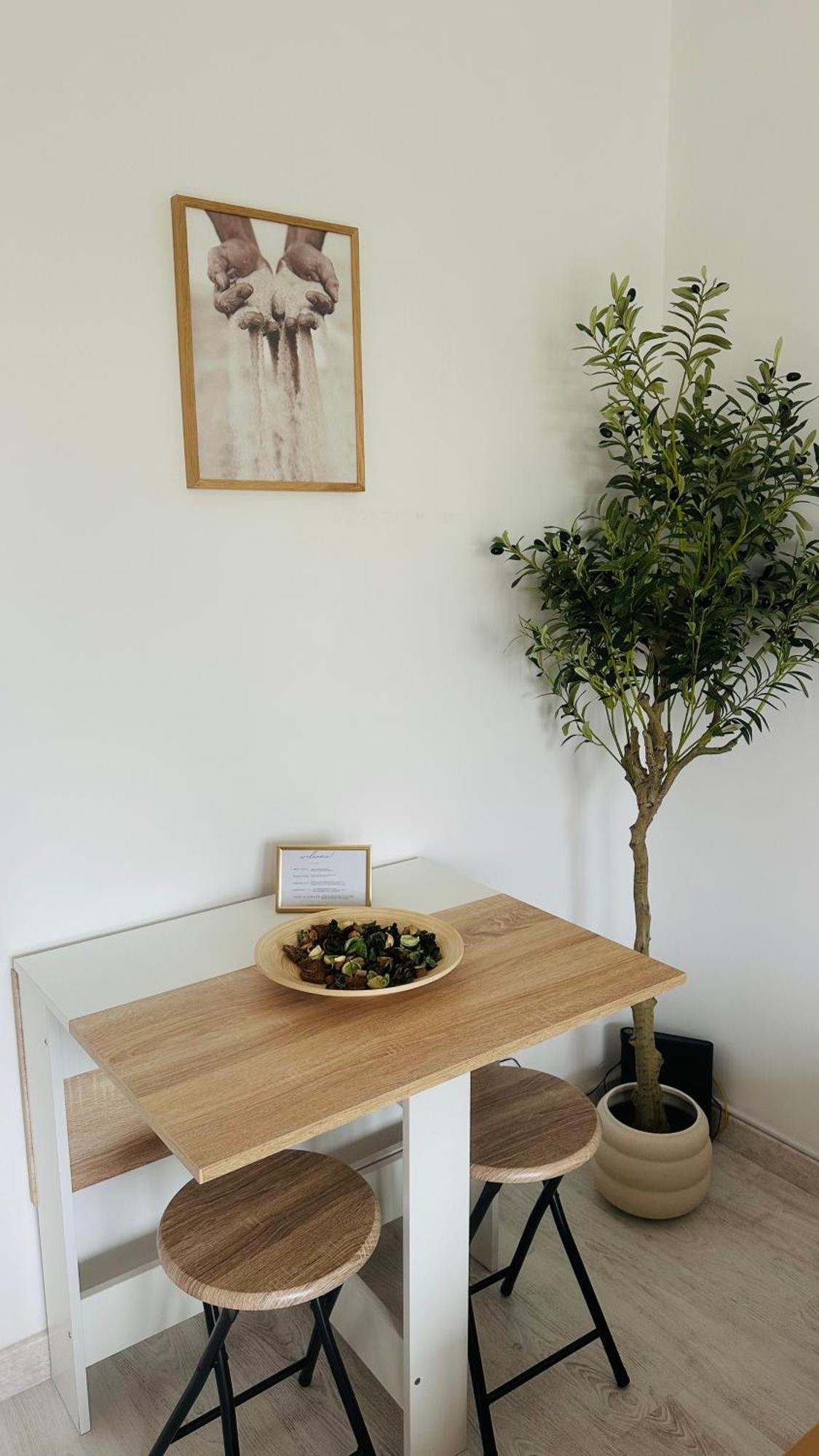 1-Bedroom Sea View Apartment With Private Balcony Costa Da Caparica, Just 5 Minutes From The Beach Costa da Caparica Exterior foto